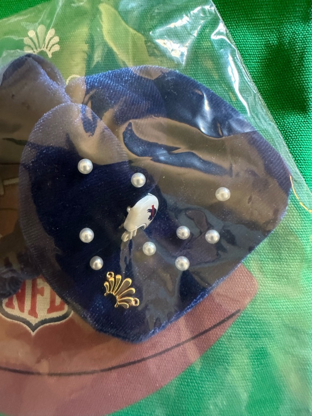 LELE SADOUGHI BUFFALO BILLS BOW SCRUNCHIE - NWT - Picture 5 of 8